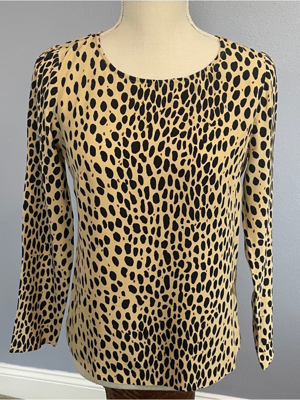 J. Crew Wildcat Animal Print Rayon Crewneck Blouse in Beige & Black size 00